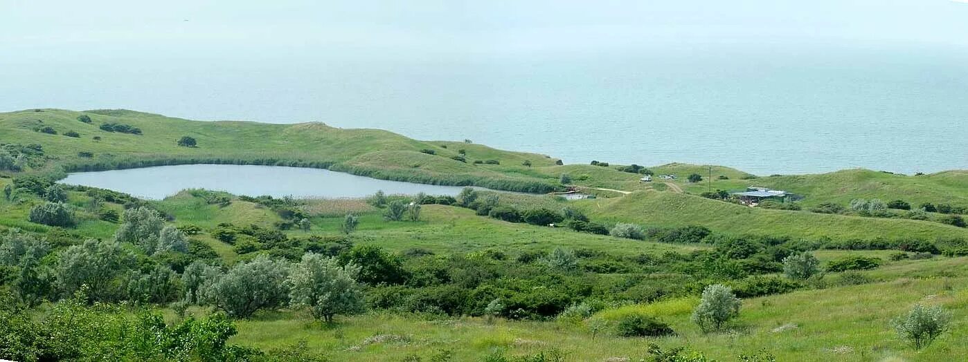 Земля тамани. Приазовский Краснодарский край Таманская Швейцария. Приазовский монастырь Таманская Швейцария. Таманская Швейцария Тамань. Таманская Швейцария Радоновое озеро.