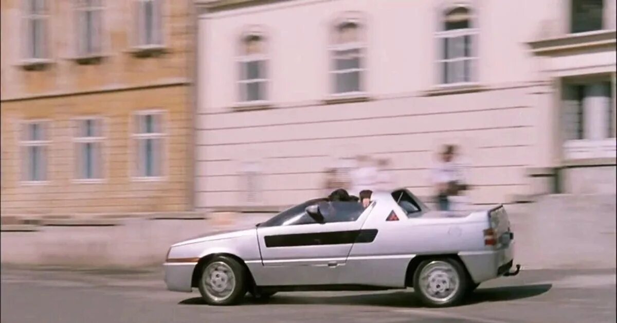 Митсубиси из доспехи бога. Доспехи бога 1 машина джеки чана. Доспехи бога 1984. Mitsubishi colt spider 1984. Джеки чан mitsubishi.