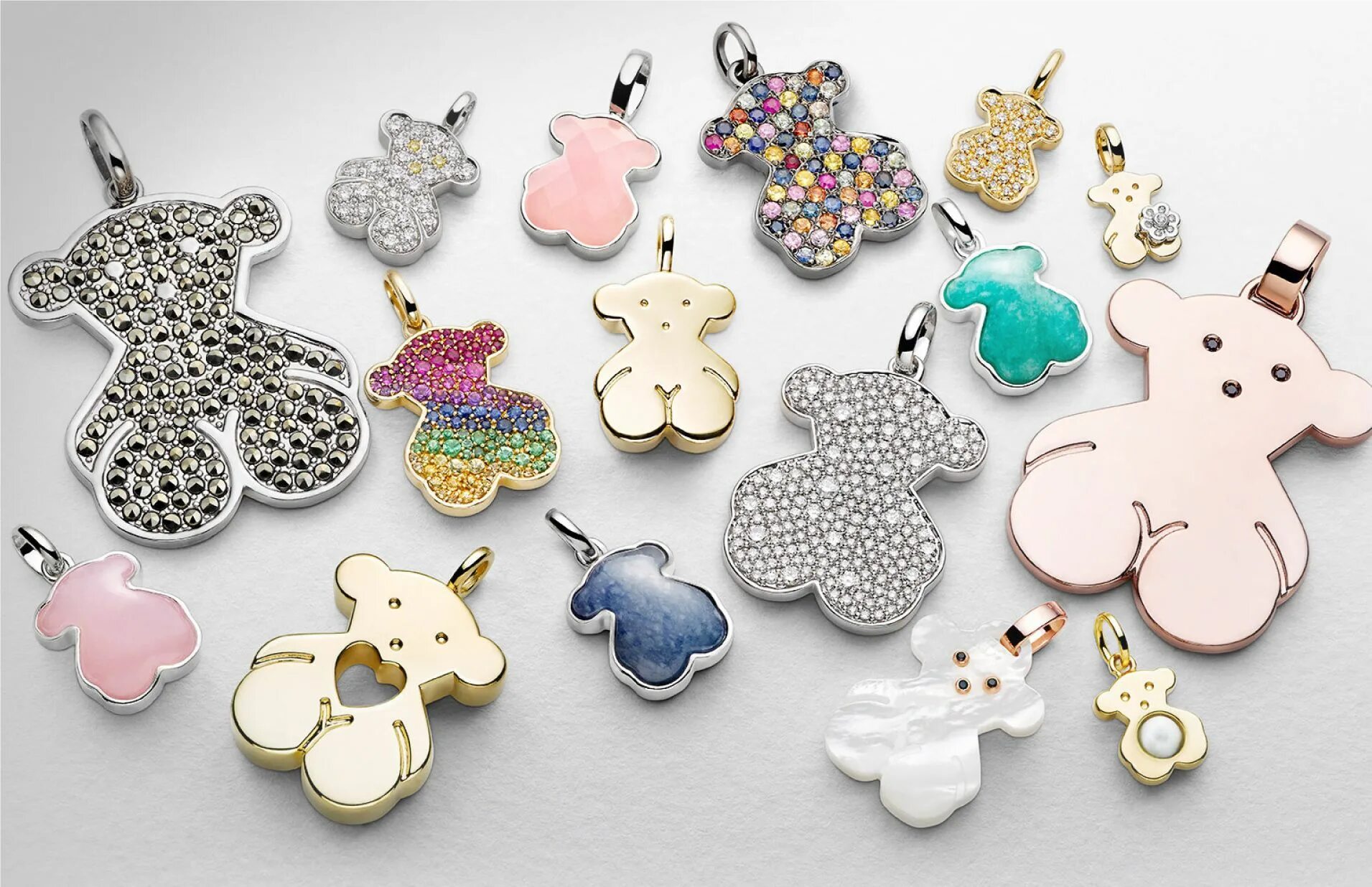 Серьги tous тоус тус. Тойс ювелирные украшения. Тойз ювелирные украшения. Тоус ювелирные украшения мишки. Тойз ювелирные украшения.