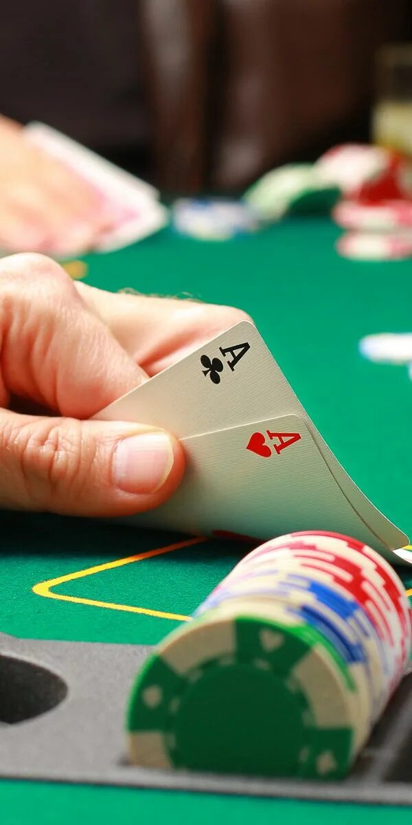 комбинации в покере омаха. покер комбинации по старшинству таблица. холдем покер комбинации карт. техасский холдем комбинации карт. порядок комбинаций в покере.