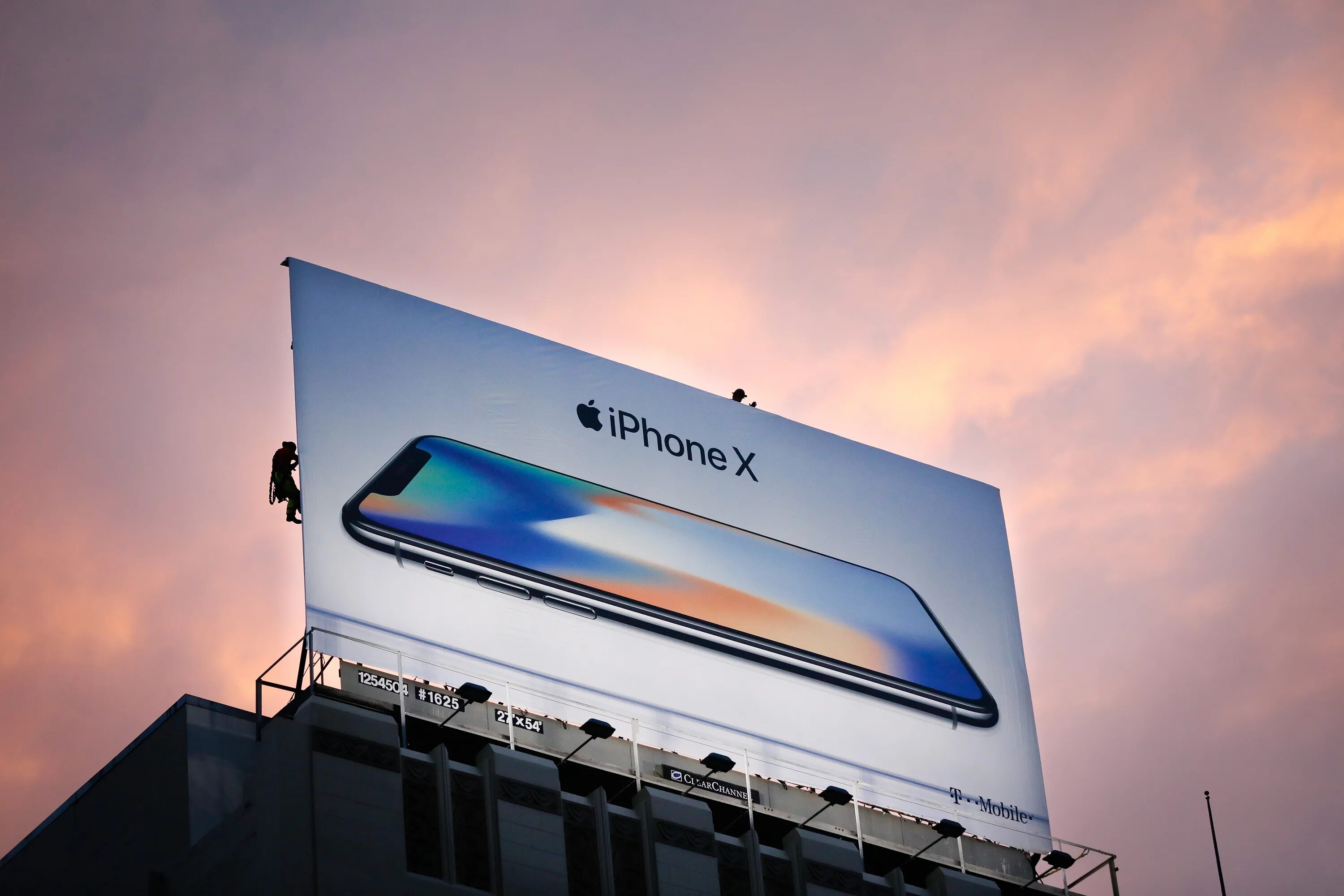 Реклама айфона 2023. Iphone 13 max. Реклама айфона 2023. Реклама apple. Apple 13 pro max.