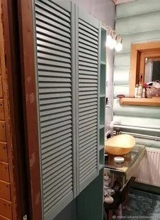 Жалюзийный шкаф в ванной