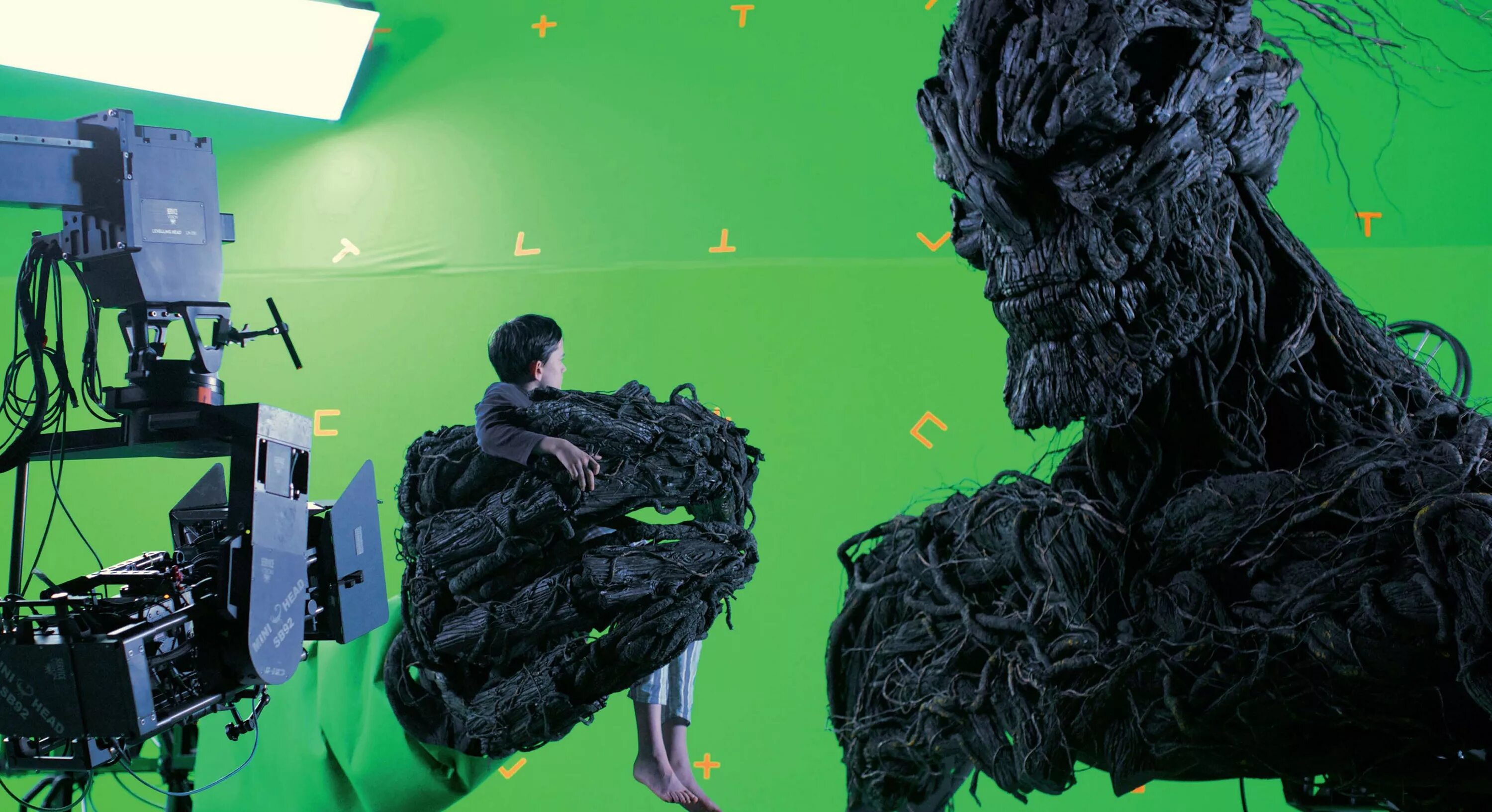 алиса в стране чудес за кадром. студия спецэффектов. Universal studios экскурсия. 2022 хромакей. художник спецэффектов.