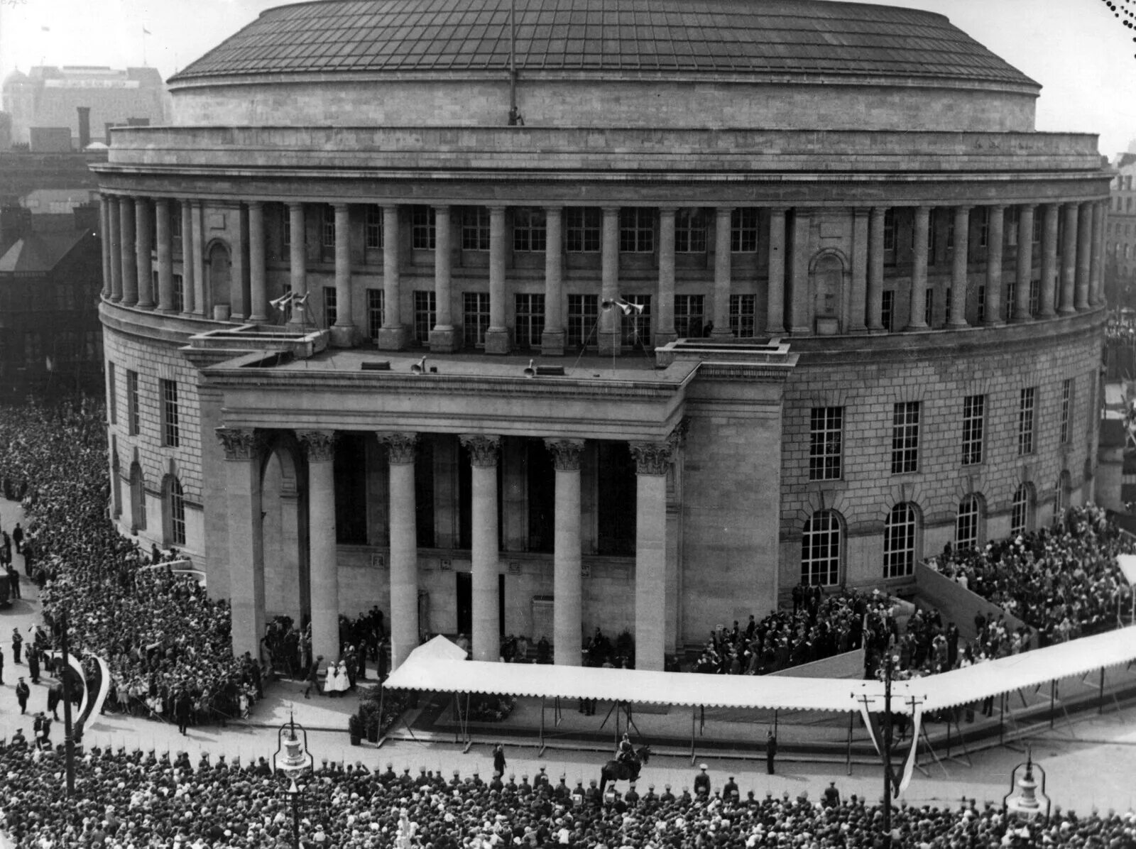 Винсент Харрис городская библиотека в Манчестере. Manchester Central Library. Theater library