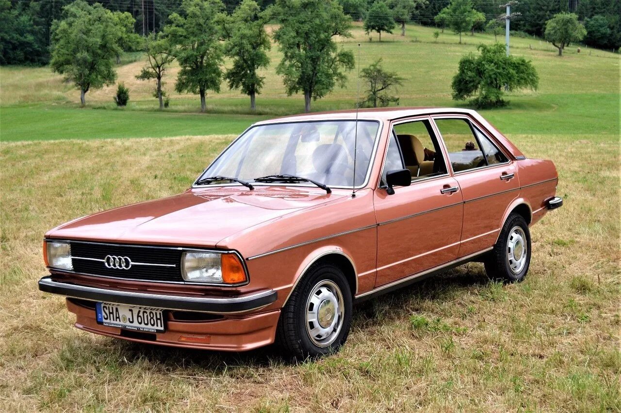 Ауди первого поколения. Audi 80 b1. Audi 80 b1 Coupe. Ауди 80 GLS. Audi 80 b1 gt.