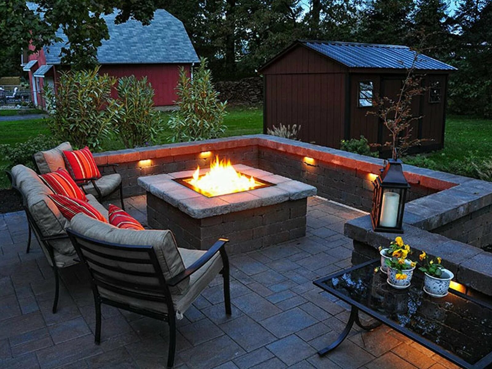 Кострище patio roca. Патио с мангалом и кострищем. Зона очага на даче. Уличный камин-кострище sams club (90739). Зона патио с кострищем.