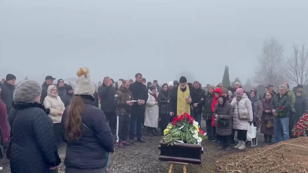 Прощание с Пономаренко в Новочеркасске. Новое кладбище Новочеркасск. Простились с Пономаренко. Простились с погибшими в крокус