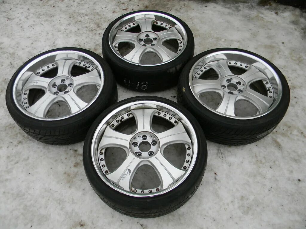 Гольф 4 разболтовка дисков. Volkswagen golf 3 разболтовка колес. Rays dolce wide r18. Фольксваген цо 2011 хэтчбек. Разболтовка гольф 5.