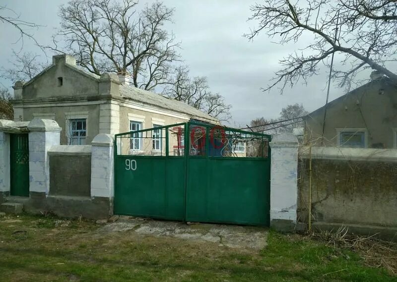 Крым, керчь, улица войкова, дом 1. Керчь дом войково. Село войково крым. Село войково крым. Город керчь село войково.