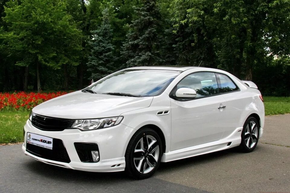 Kia Cerato Koup. Kia Cerato coup. Kia Cerato 2 Koup. Kia Cerato Koup 2010.