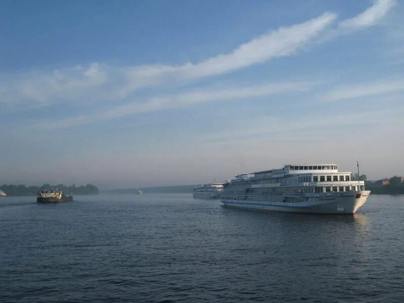 А по волге вверх. А по волге вверх. Нина сагайдак теплоход. Теплоход на волге. Теплоход виктория омск.