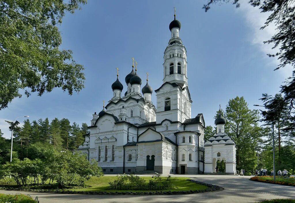 Храм иконы Божией матери Зеленогорск. Зеленогорск храм Казанской Божьей. Казанская Церковь Зеленогорск.