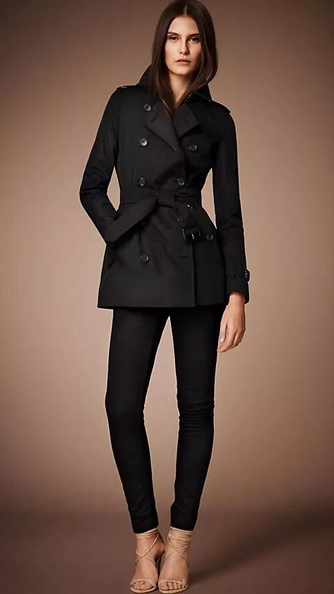 Черный короткий плащ. Пальто burberry женское черное. Черный короткий плащ. Тренч плащ черный burberry. Тренч остин женский черный.
