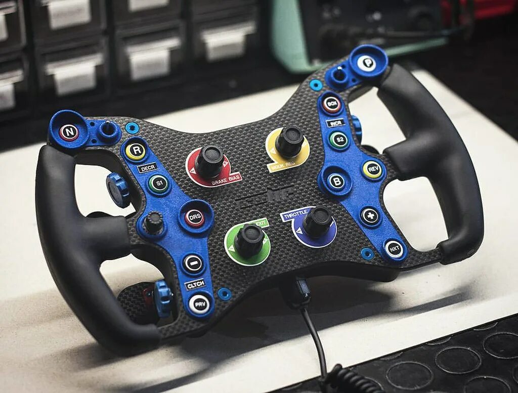 Руль cube. DIY simracing Steering Wheel. Arduino Steering Wheel. Руль Cube Controls. Smart Steering Wheel Controller.