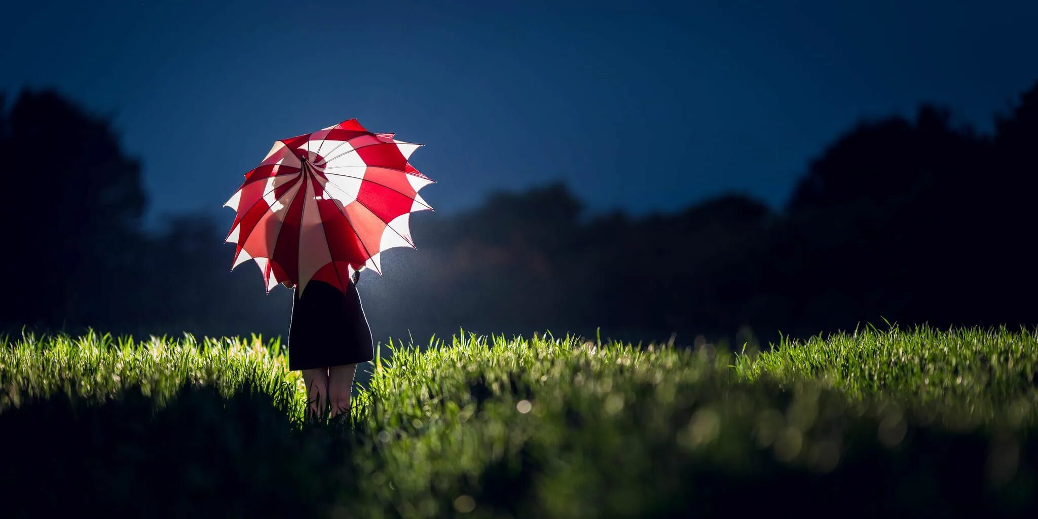 Umbrella night. Umbrella night. Umbrella night. Ночь зонт. Красный зонтик.