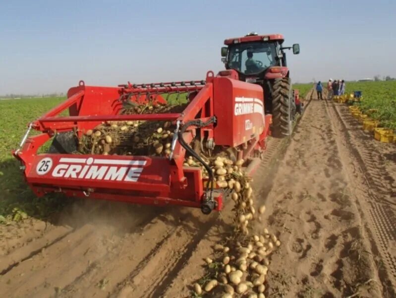 сельхозтехника агротехника. туман-2м самоходный опрыскиватель-разбрасыватель. тд агротехник. лилиани бункер перегрузчик. тд агротехник.