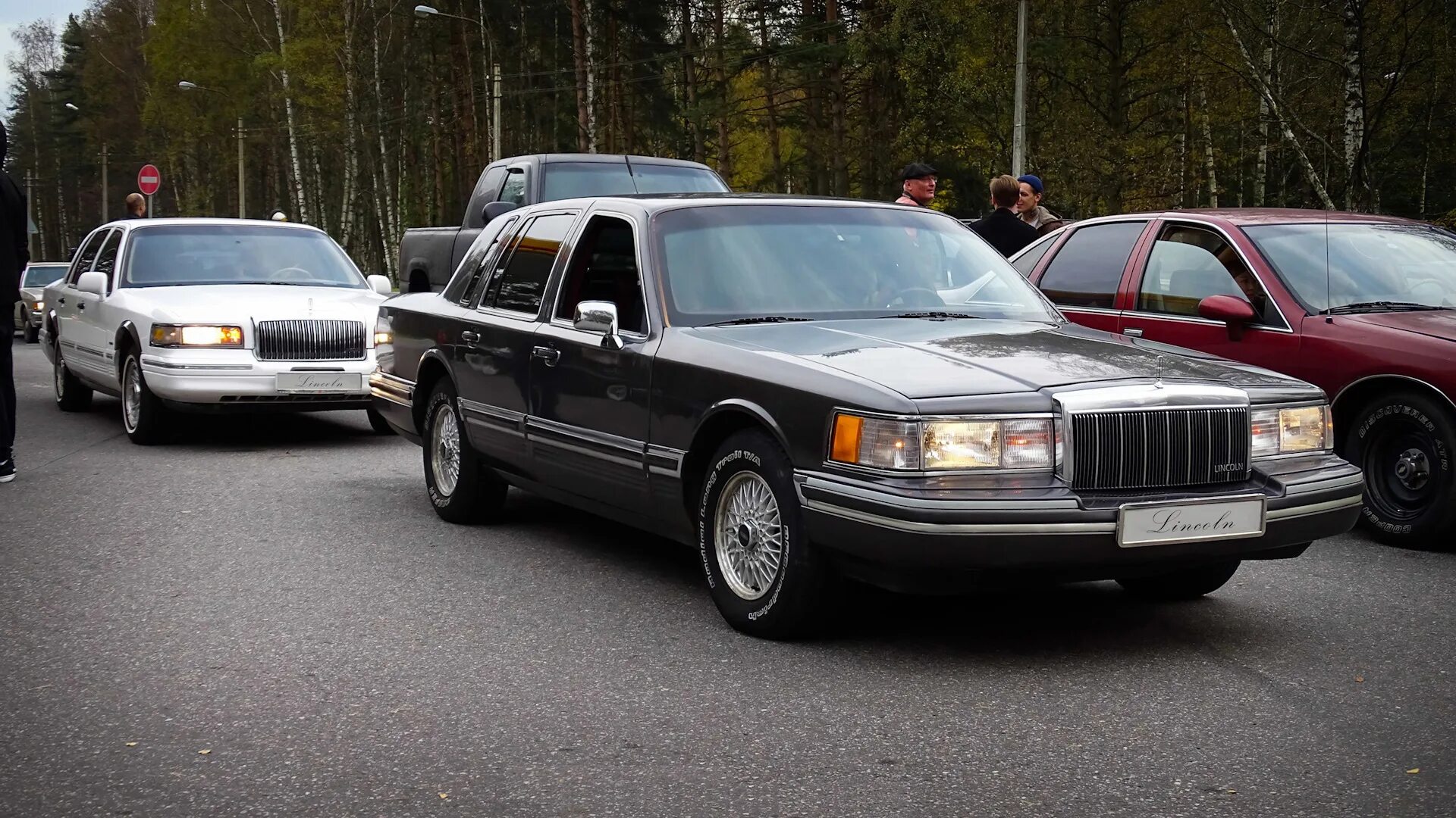 Таун кар 2. Lincoln Town car 2. Lincoln Town car 1994. Lincoln Town car 1993. Lincoln Town car 1990.