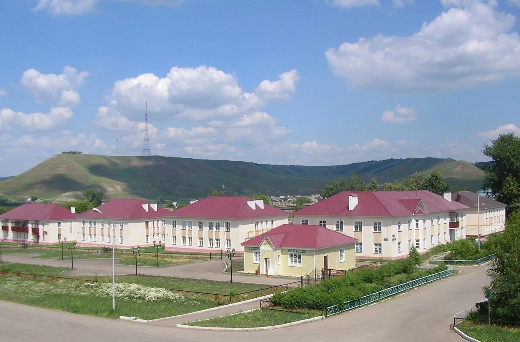 Пгт карабаш бугульминский. Пгт карабаш бугульминский район. гора карабаш татарстан. карабаш бугульминский район гора. поселок карабаш бугульминский район татарстан.