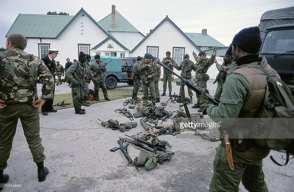 Фолклендские острова конфликт 1982. Британские сас фолкленды 1982. Британские сас фолкленды 1982. Битва за фолклендские острова 1982. Фолклендские острова конфликт 1982.