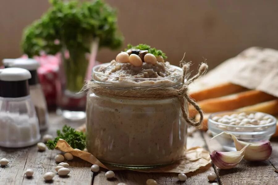 Паштет из фасоли с грибами