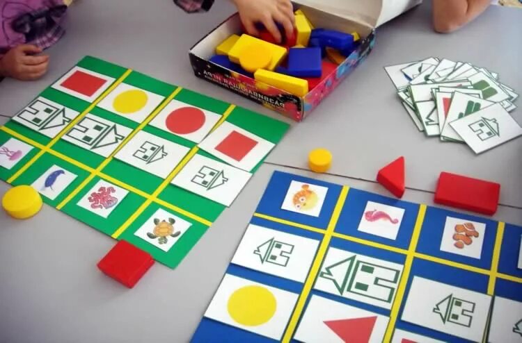 давайте вместе поиграем. михайлова з. давайте вместе поиграем игры с логическими блоками дьенеша. блоки дьенеша домино. логико-математические игры дьенеша.