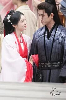 Увидев, что вторая госпожа Сяо только что... 