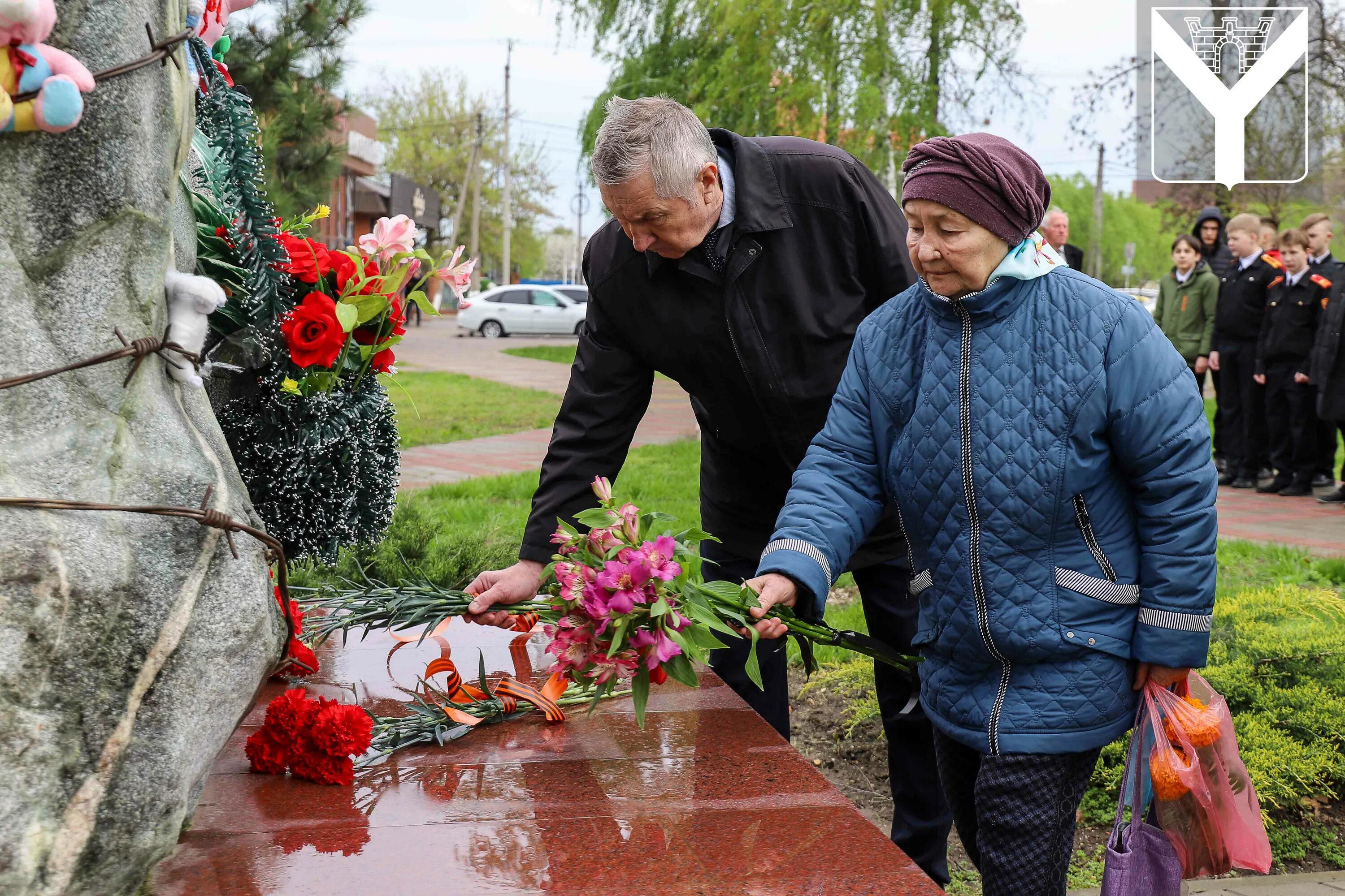 Международный день памяти узников фашистских концлагерей. Международный день освобождения узников фашистских концлагерей. 11 Апреля день освобождения узников фашистских концлагерей. День освобождения узников концлагерей. Междун день освобождения узников.