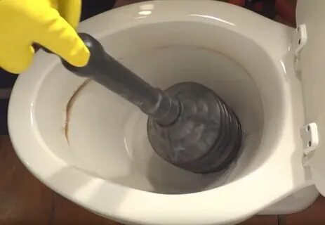Плохо уходит вода в унитазе