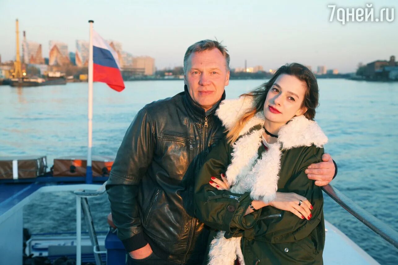 антон журавлев сын анатолия журавлева. журавлёв анатолий сын антон. журавлев актер дети. полина приходько и анатолий журавлев. анатолий журавлев дочь.