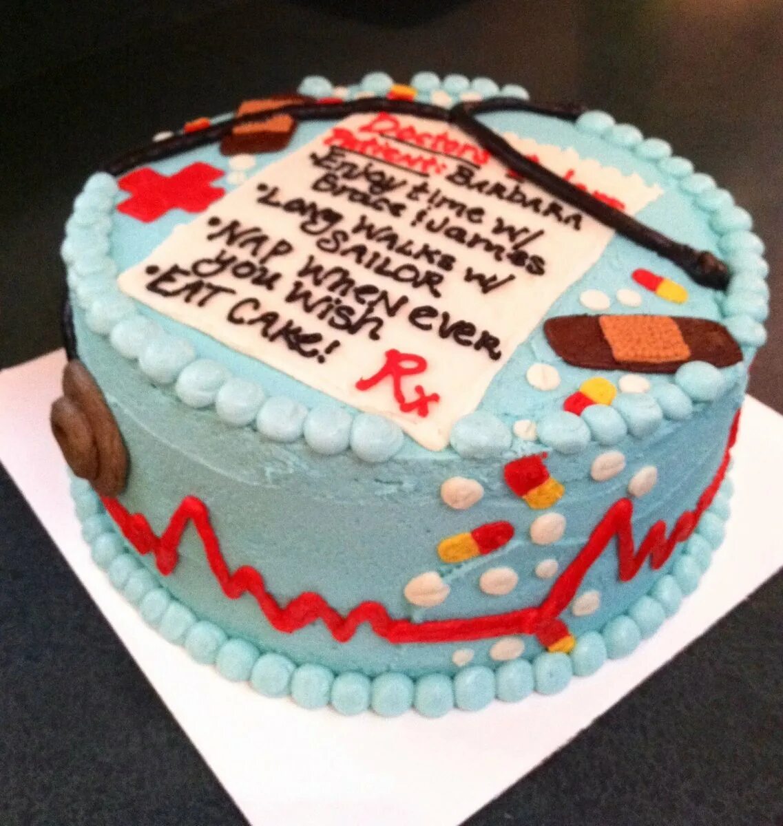 Надпись на торт коллегам. Тортики с надписями. Торт с надписью. Прикольные надписи на торт. Прикольные надписи на торт мужчине.
