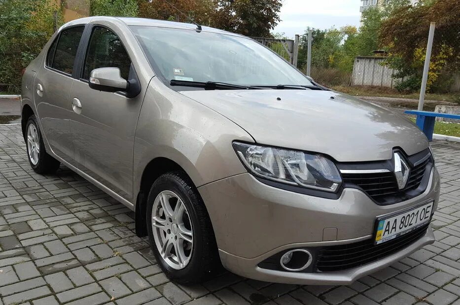 Рено Логан 2013. Рено Логан дизель. Renault Logan 2013. Рено Логан 2013 года. Купить автомобиль до 400000 рублей