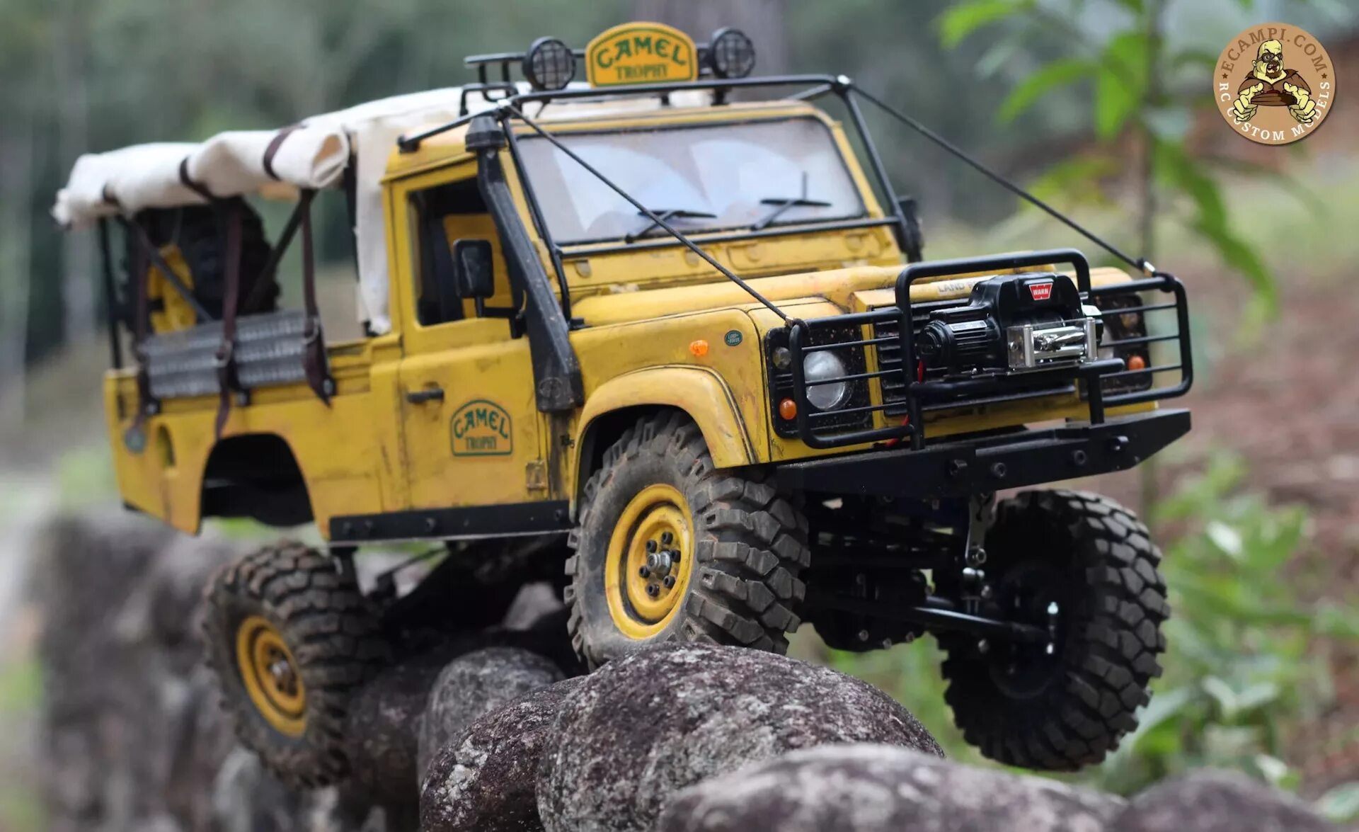 Машинки на пульте грязь. Нива Camel Trophy. Ниссан Патрол трофи. Nissan Patrol RC. ГАЗ 66 RC 1/10.