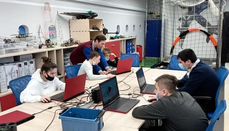 обучение новым профессиям. проектная работа в вузе. профессии будущего. профессии будущего - 2. профессии для разработок.