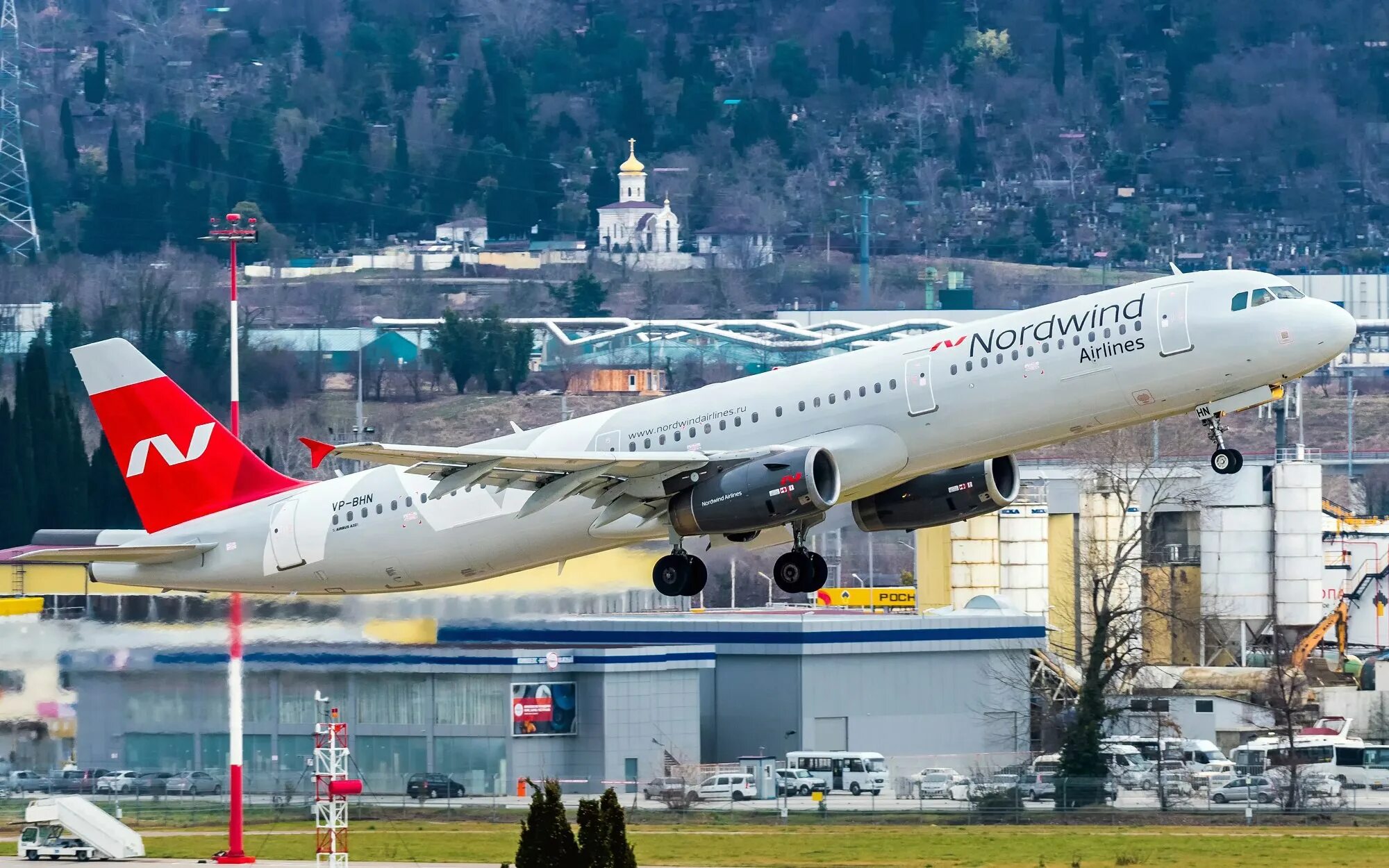 Новая авиакомпания. Кемерово Сочи Нордвинд. Nordwind какие самолеты. Сочи с самолета фото. Сочи авиарейсы сегодня