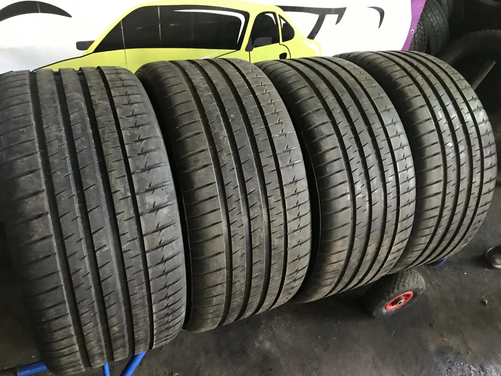 Michelin Pilot Sport 4s 315/30r22. Michelin Pilot Sport 4s 235 45 18. Pilot Sport 4 s 315/30 r22. Michelin Pilot Sport 4s. Michelin pilot sport r22