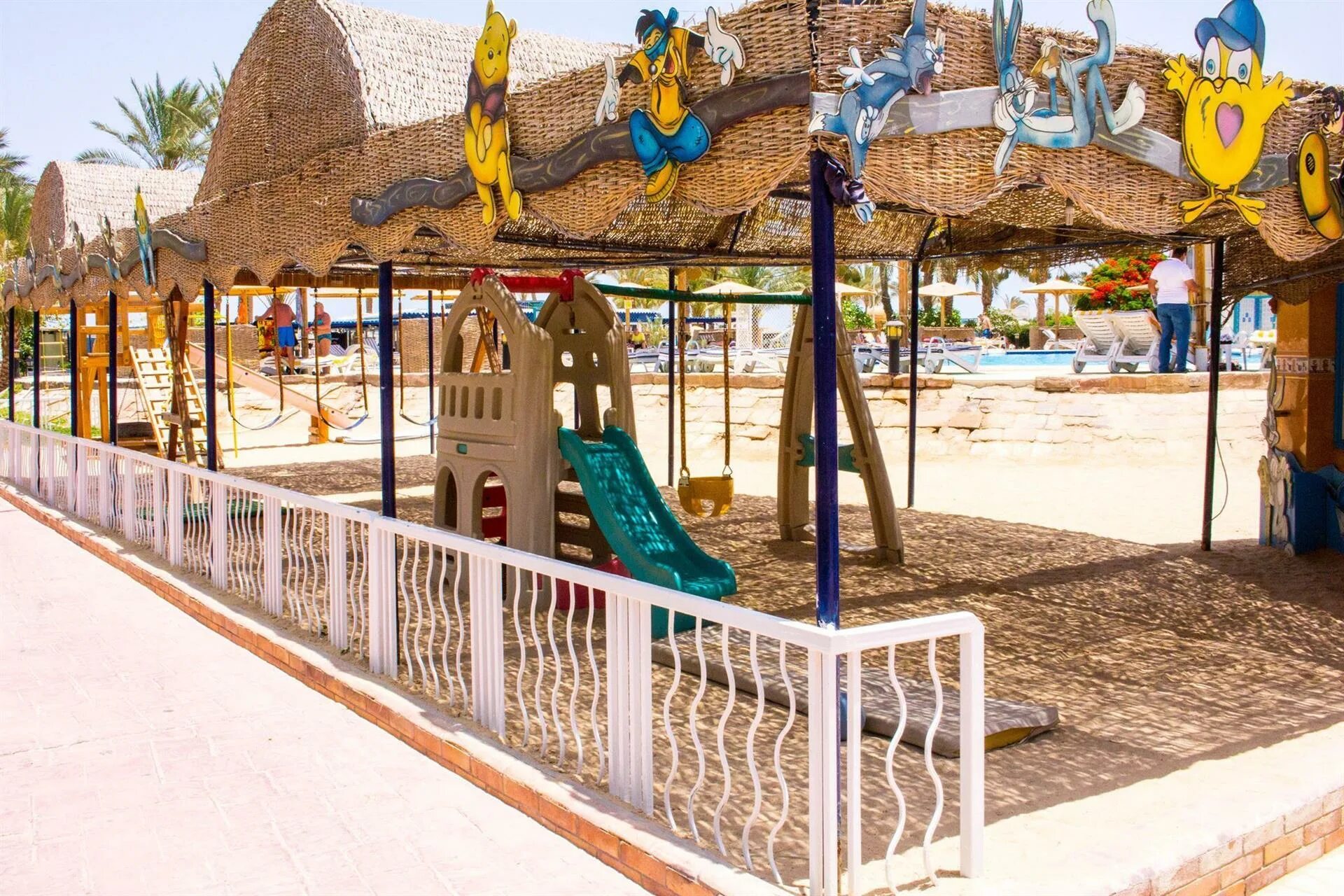 Calimera hurghada. Голден Бич Резорт 4 Хургада. Golden Beach Resort (ex. Movie Gate) 4* Хургада, 300 м до моря. Golden Beach 4 Египет. Голден Бич Египет Хургада.