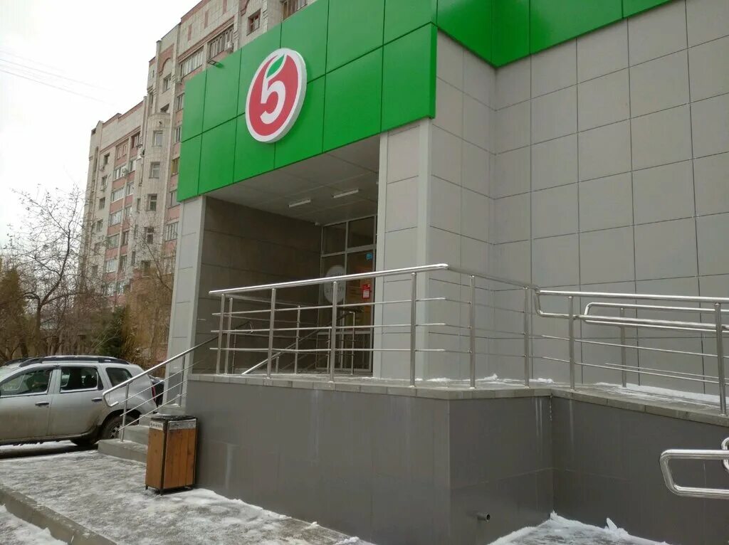 Ул ломоносова 114. Пятерочка ломоносова 114е. пятерочка на ломоносова северодвинск. пятерочка воронеж димитрова 2г. пятёрочка красноармейская ломоносов.