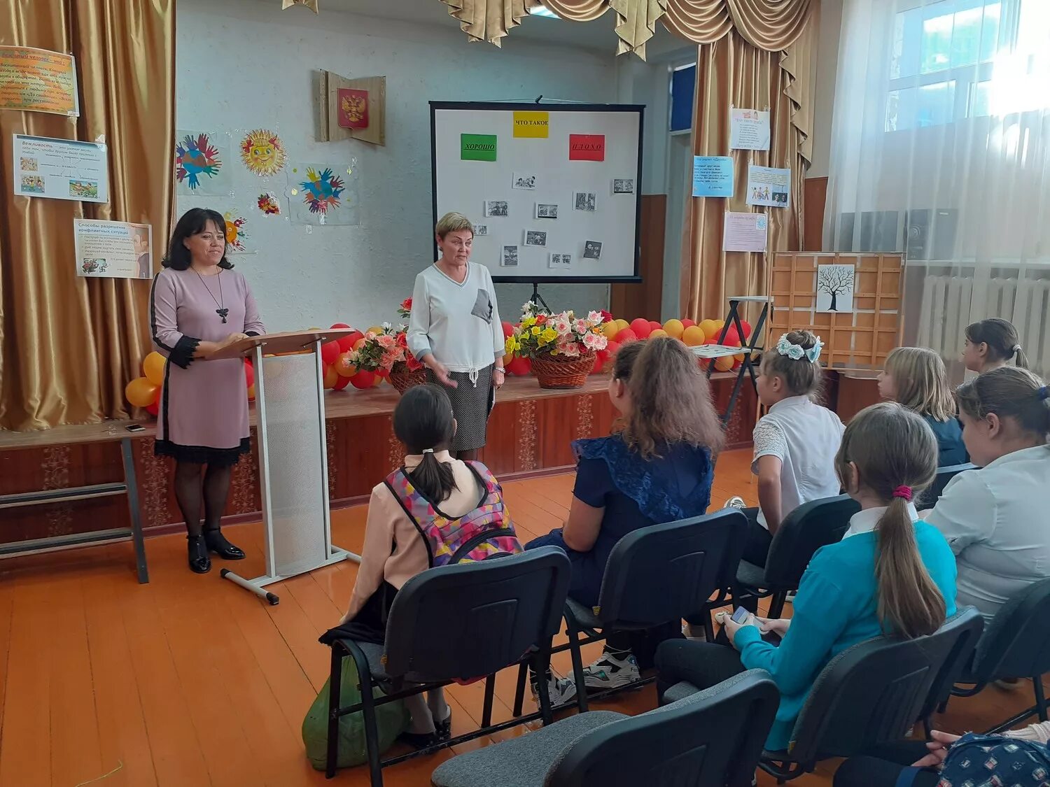 Морозовская школа. Мбоу сош 3 морозовск. ростовская область морозовск школа 3. морозовск школа 4. морозовск гимназия.