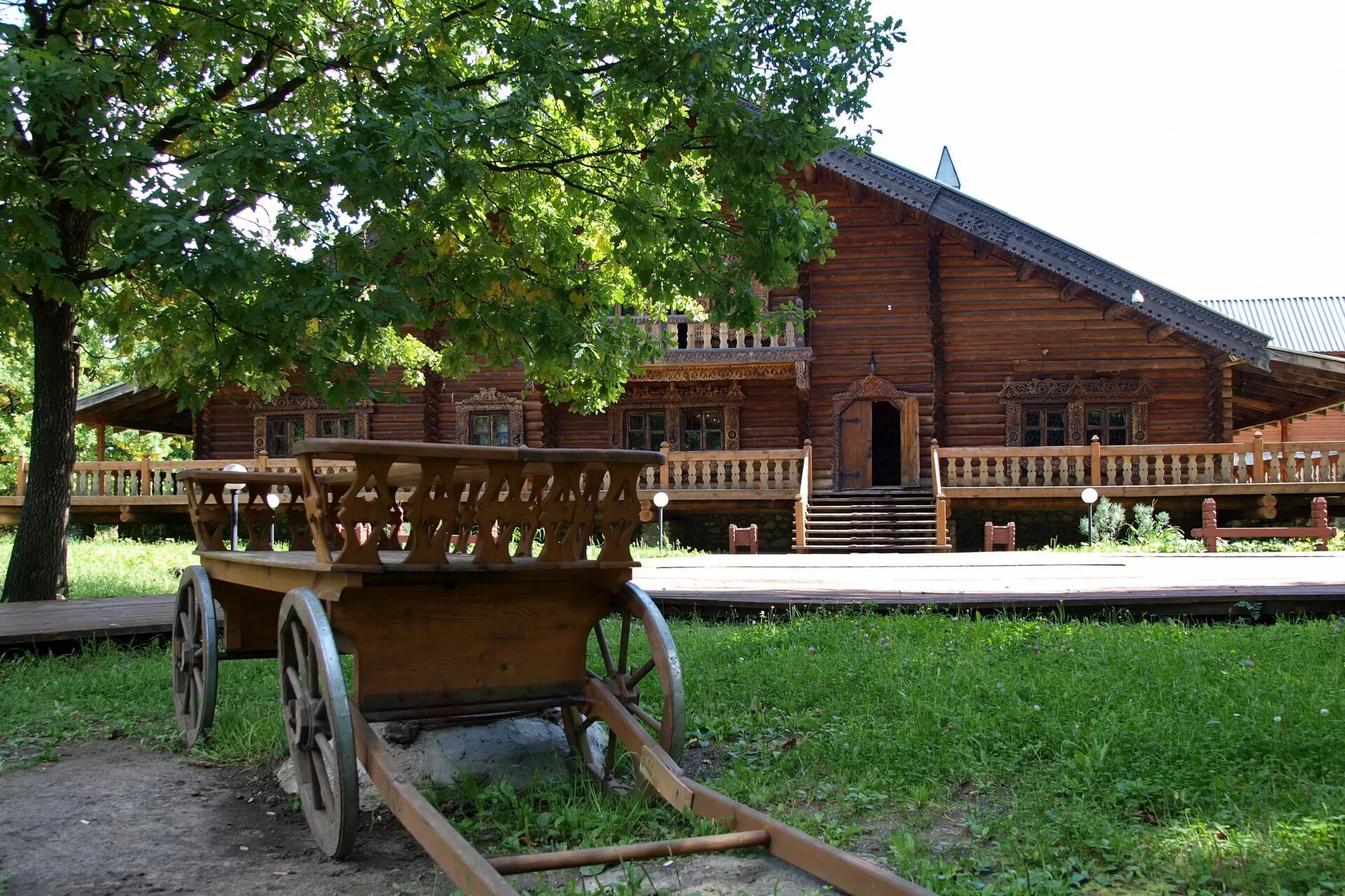 Rus village. Комплекс русская деревня во Владимире.