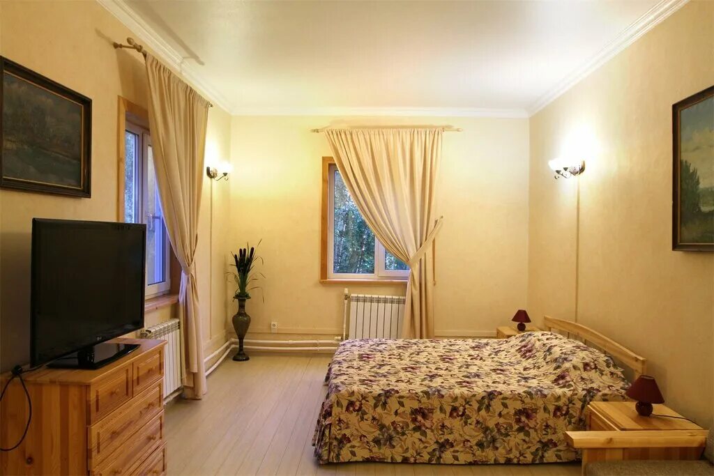 гостиница восточный монастырь истра. джанго северный истра. босиком истра курорт. истринское водохранилище база босиком. отель босиком истра официальный сайт.