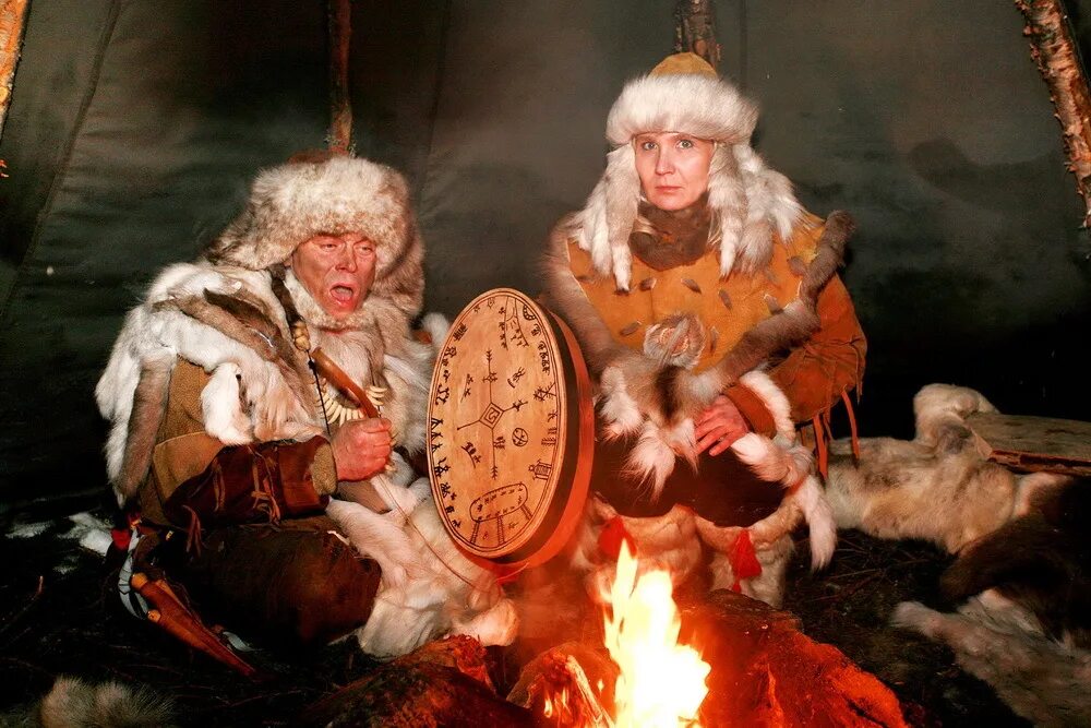 Саамы Нойды. Лапландский шаман саами. Нойды шаманы Кольского полуострова. Саамский шаман Нойда.