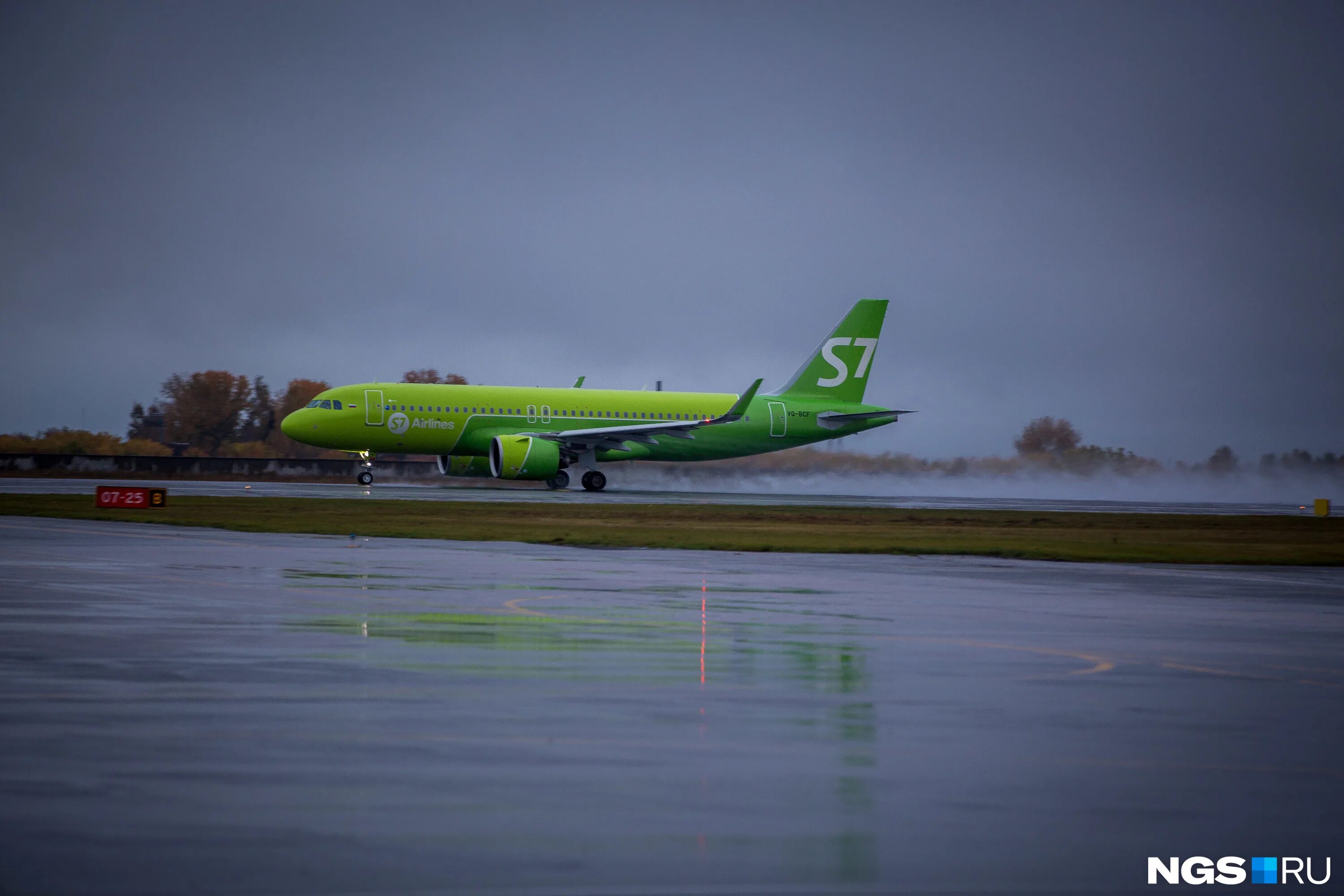 Красноярский аэропорт в 86. И. Аэропорт регионального значения. Красноярский аэропорт емельяново. Расписание красноярского аэропорта.