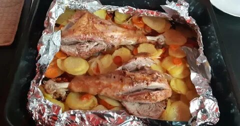 Филе бедра индейки в духовке с овощами