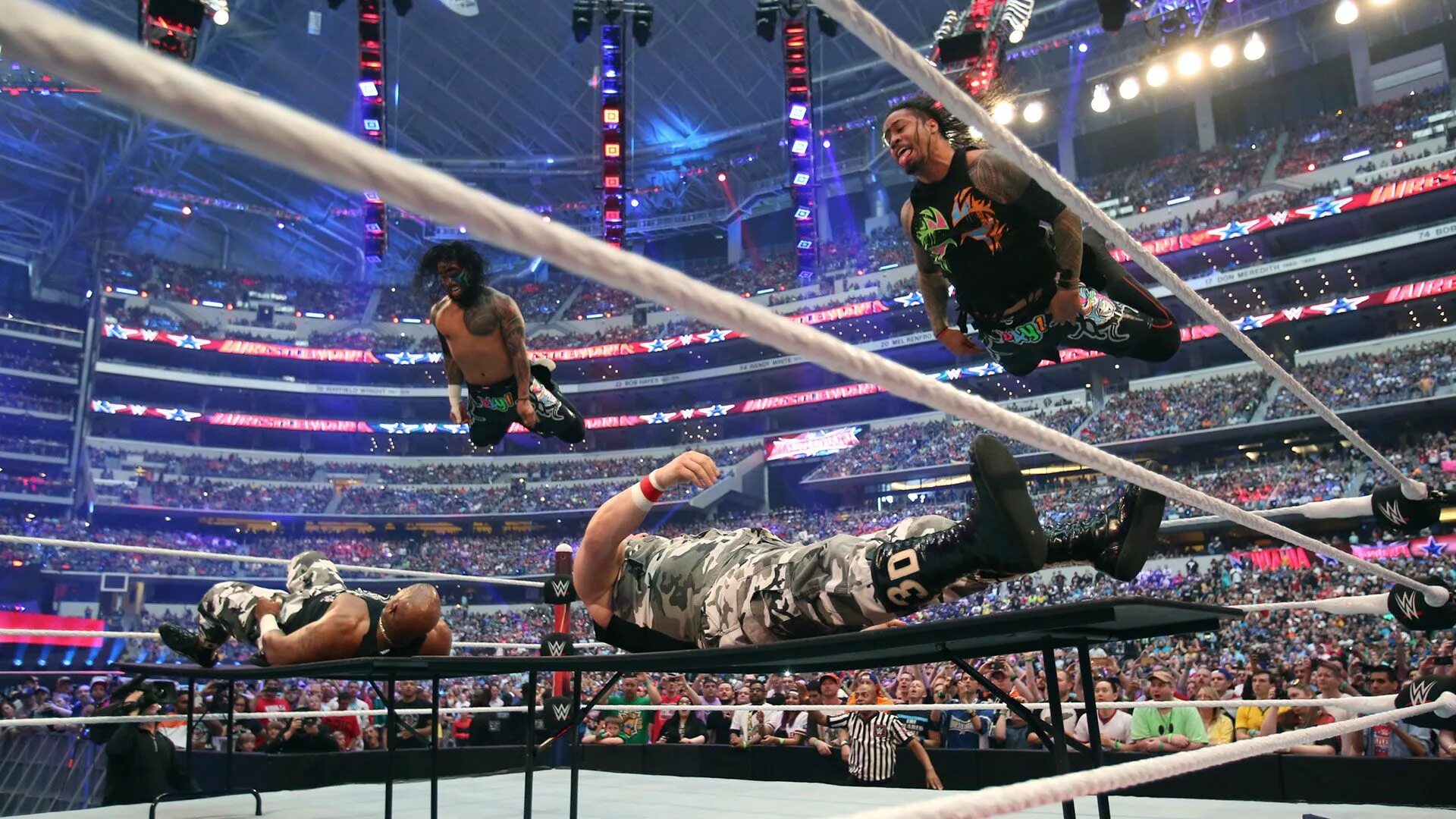 Драг реслинг. Рестлмания 32. wwe wrestlemania 32. рестлмания 26. реслинг растяжка.