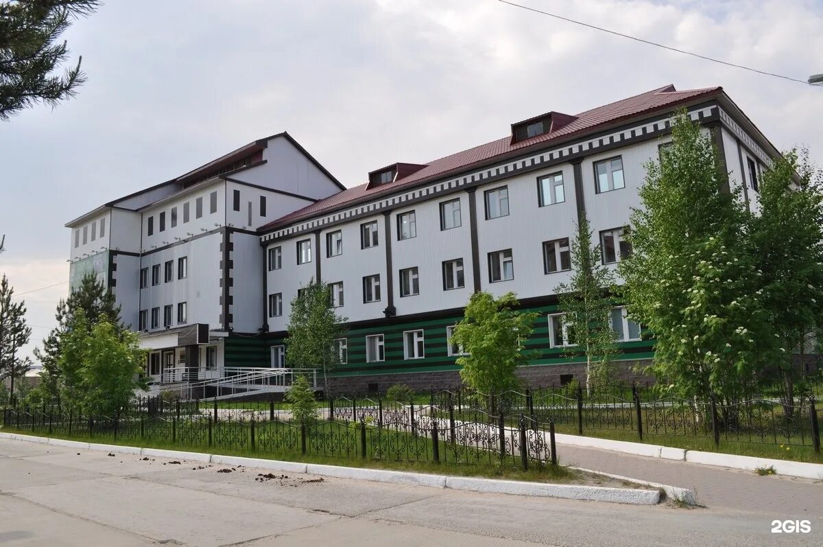 Телефоны поликлиник мегион. Мегионская городская больница мегион. Мегионская городская поликлиника. Городская поликлиника город мегион. Мегионская городская больница.