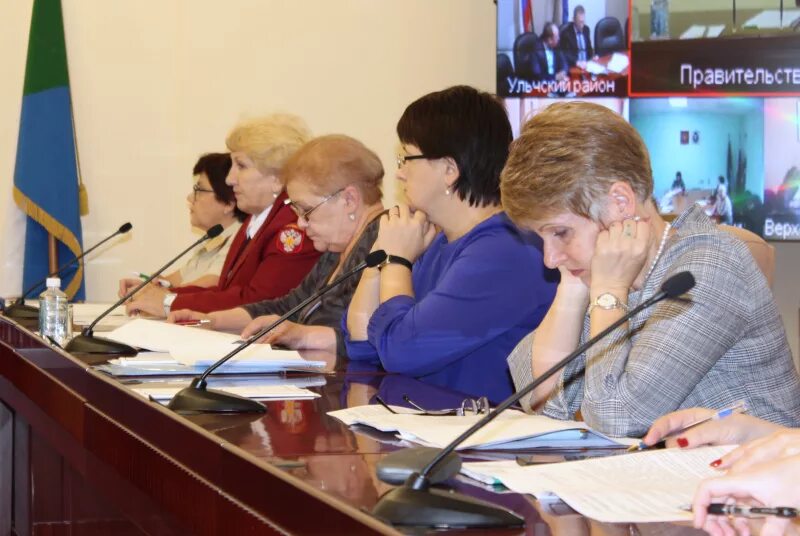 Сайт роспотребнадзора по хабаровскому. Роспотребнадзор хабаровск. Роспотребнадзор поихаборовскому краю. Роспотребнадзор хабаровск специалисты. Сайт роспотребнадзора по хабаровскому.