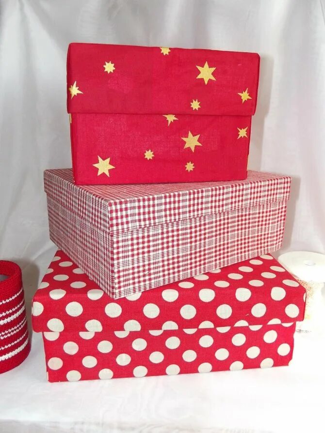 Декор обувной коробки. Коробочки из ткани. Коробочки обтянутые тканью. Декорировать картонную коробку. Материал для коробочек.