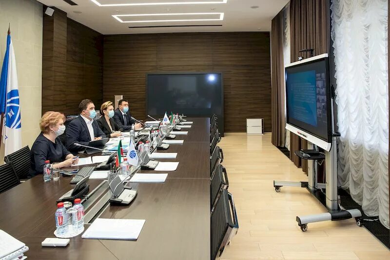 Депутаты госсовета республики татарстан. Совещание в администрации воронежа. Состоялось заседание совета директоров. Районная администрация ковровского района. Состоялось заседание совета директоров.