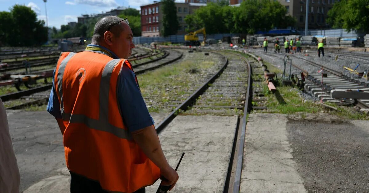 Участок железнодорожного пути 7. Настоящие поезда. Железная дорога Москва. Железнодорожного пути перекрытие.