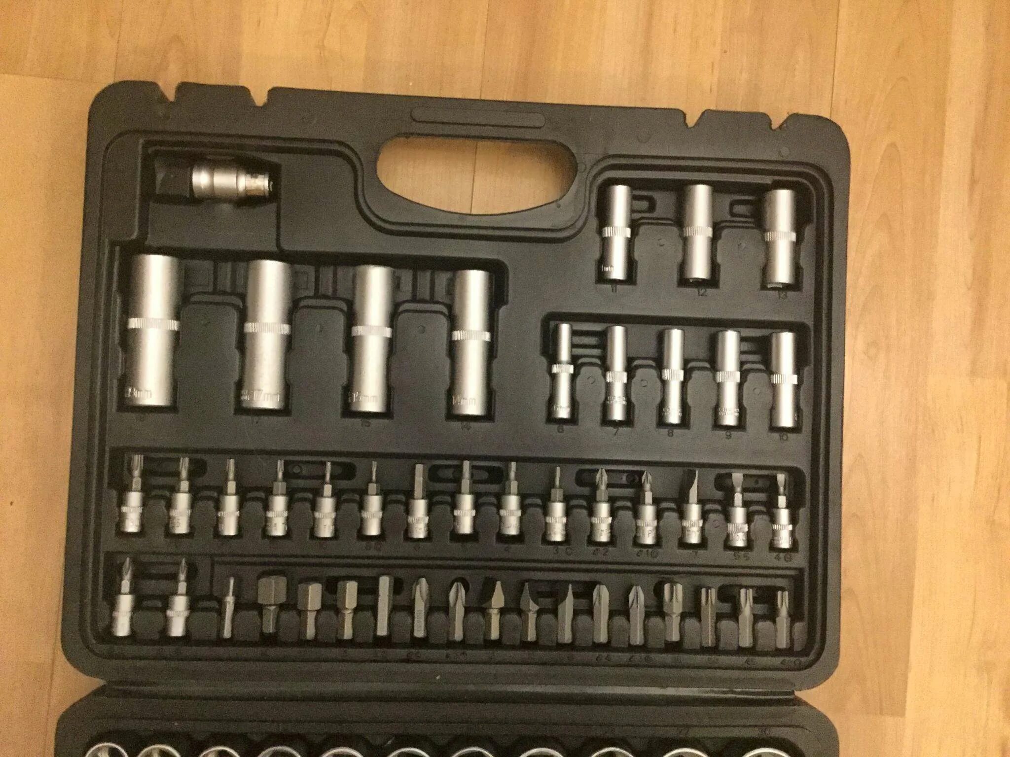 Набор торцевых головок Tool Kit er-tk4094. Набор головок торцевых 1/2",1/4'' 6-ти гранных 94 предмета ТК Эврика. Набор торц головок , ключей 61пр 1/4 -1/2 Эврика er-tk61. Er-tk4094 набор торцевых головок 1/4"&1/2"Dr 6-гр 94пр Эврика. Набор головок 6 гранных